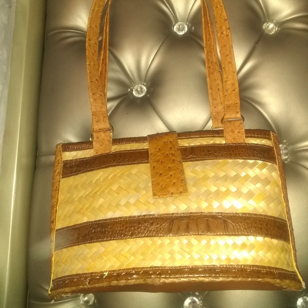 Straw Pocketbook